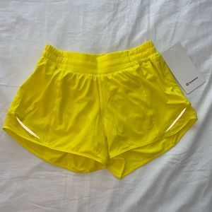Lululemon hotty hot 4” yellow shorts